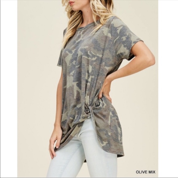 NEW! SIDE TWIST CAMO  TOP IN SIZE LARGE - Picture 2 of 4